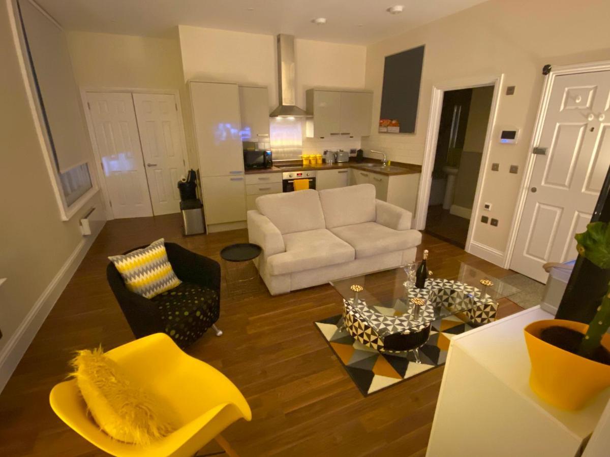 Deluxe High Street Apartment Кентербері Екстер'єр фото